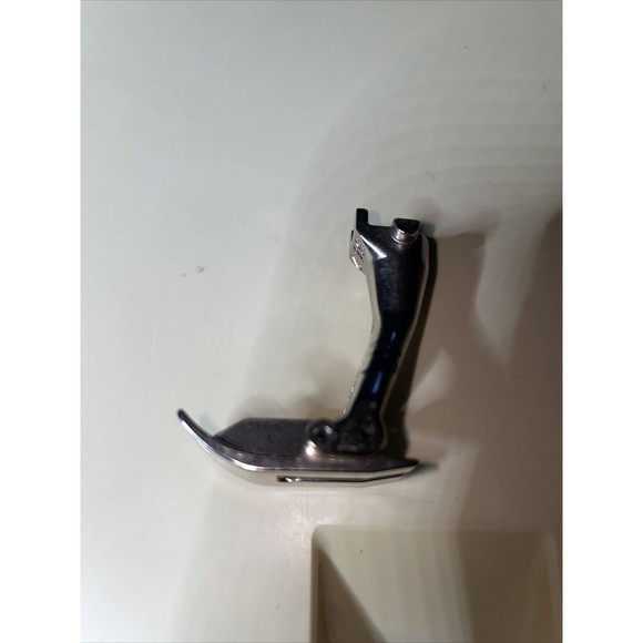 Authentic Bernina 419 Tailor Tack Presser Foot Old Style fits 730 830 801 900 - Picture 4 of 6